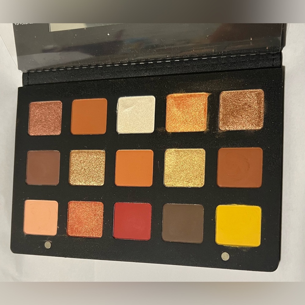 Sunset Eyeshadow Palette - Picture 2 of 4